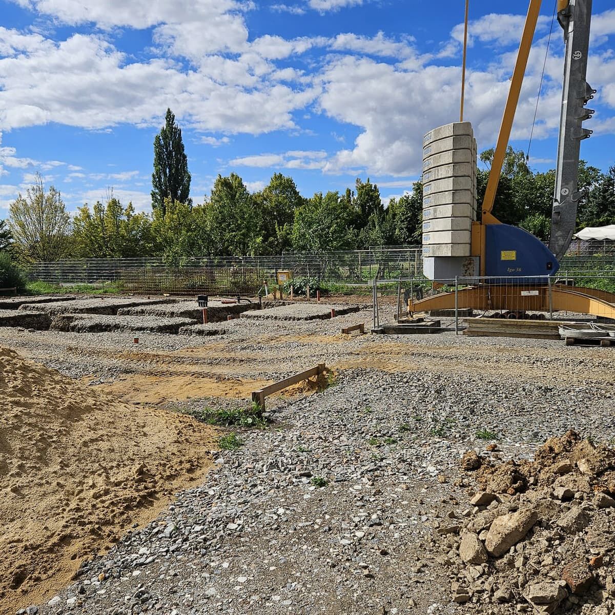 Blick auf die Baustelle im September